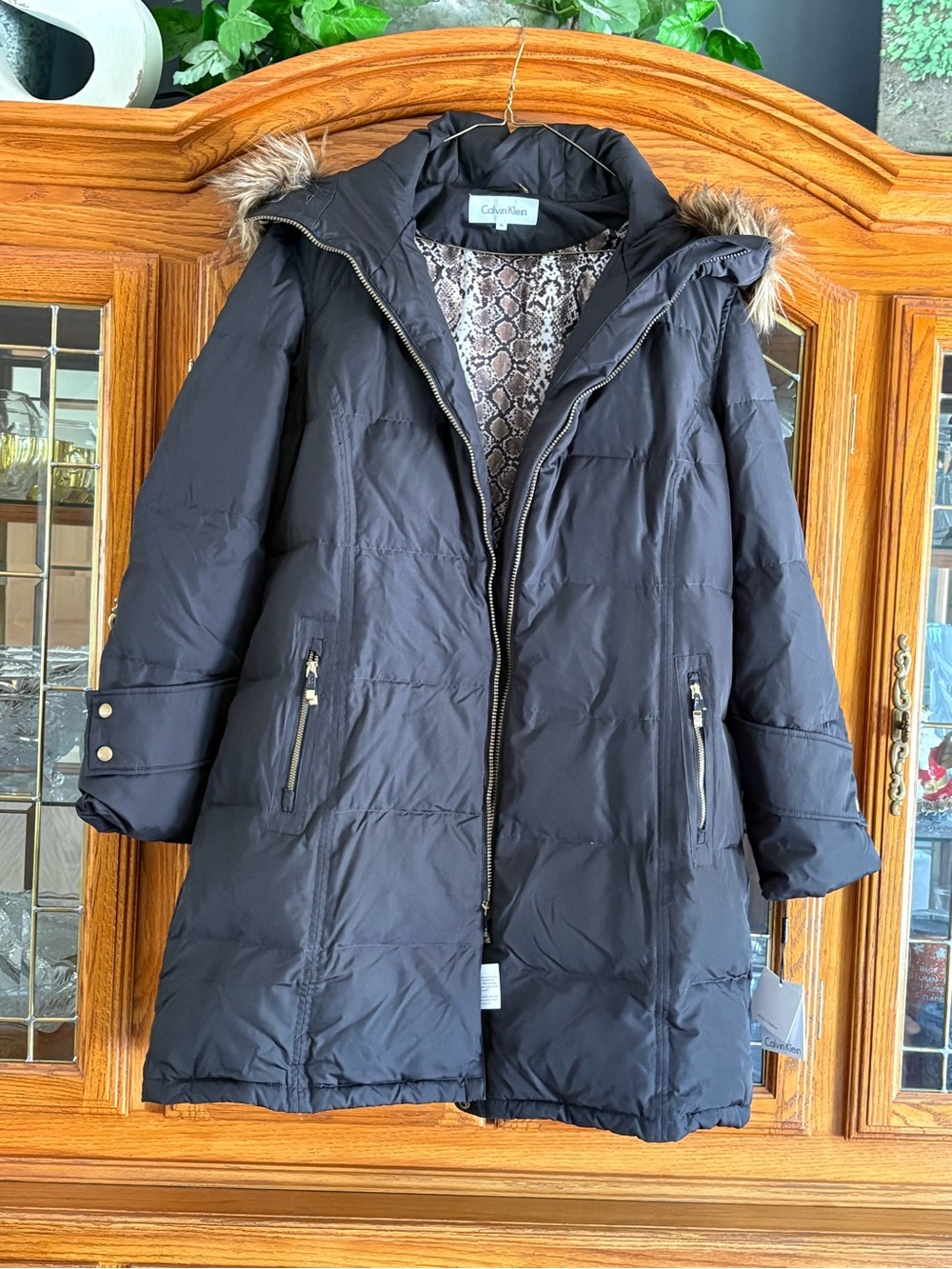 Calvin Klein Black Hooded Quilted Puffer Coat with Faux Fur Trim New $300 Coat